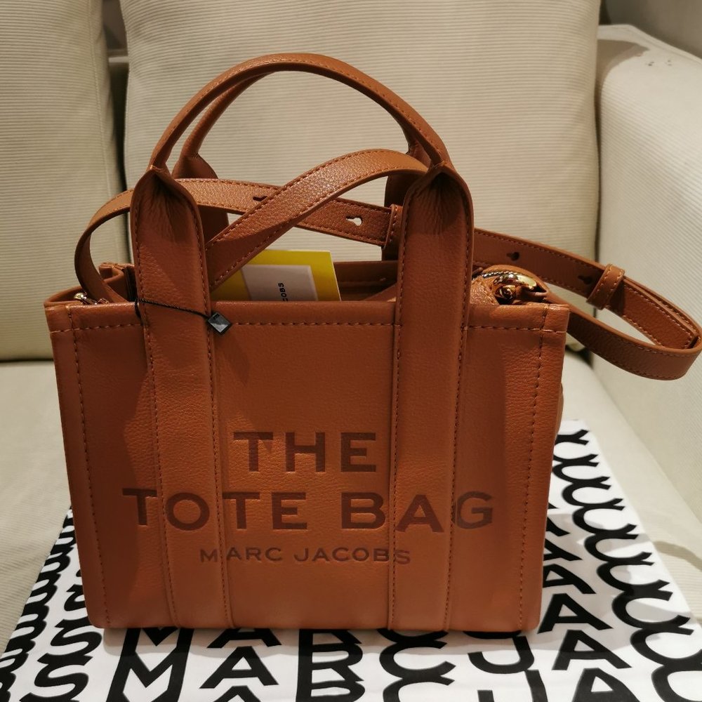 Marc Jacobs the Leather Mini Tote Bag Argan Oil - Picture 2 of 16
